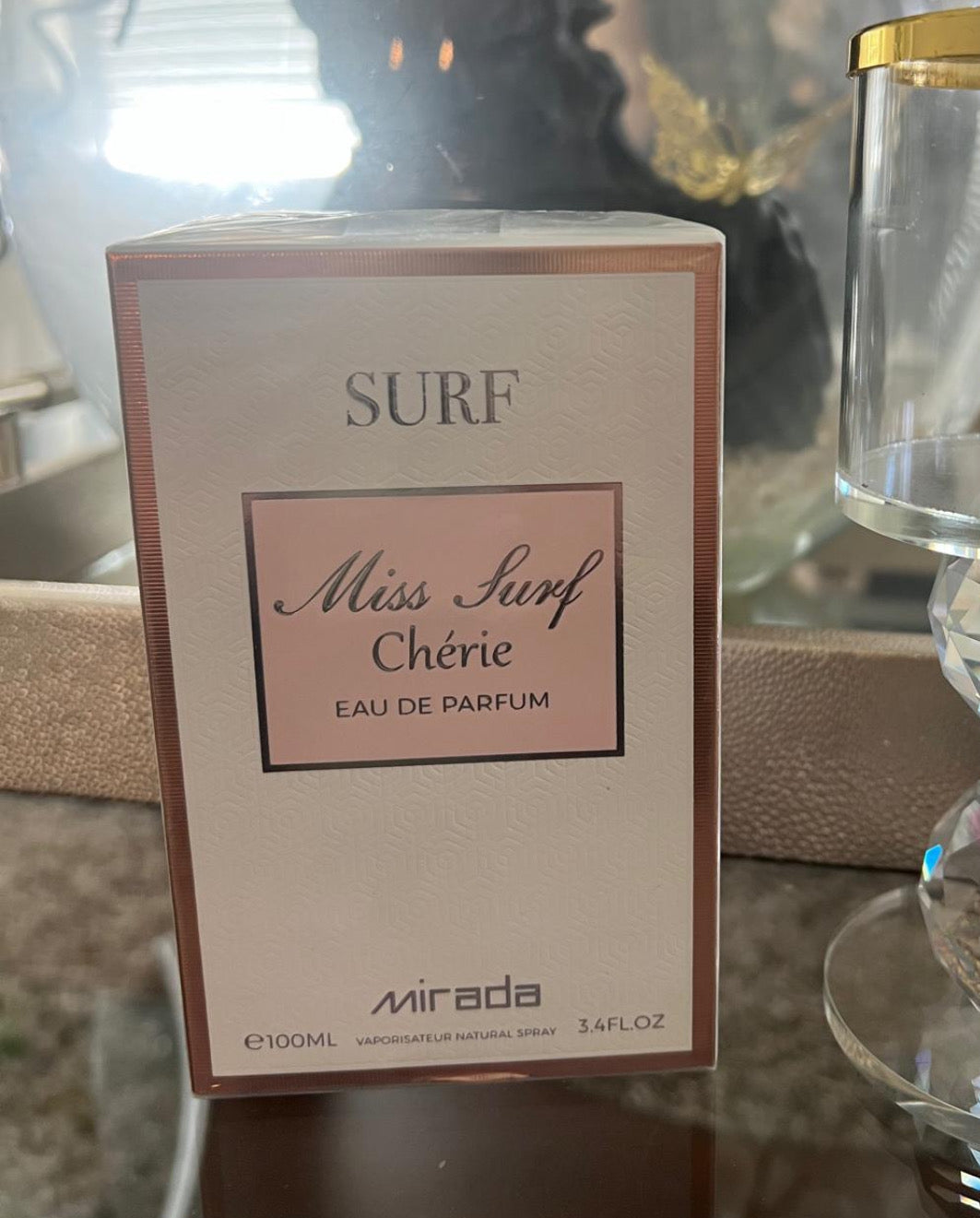 Miss Surf
Chérie
EAU DE PARFUM