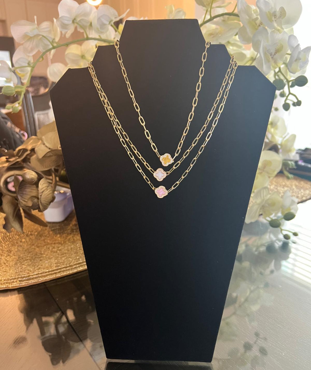 CLOVER NECKLACE