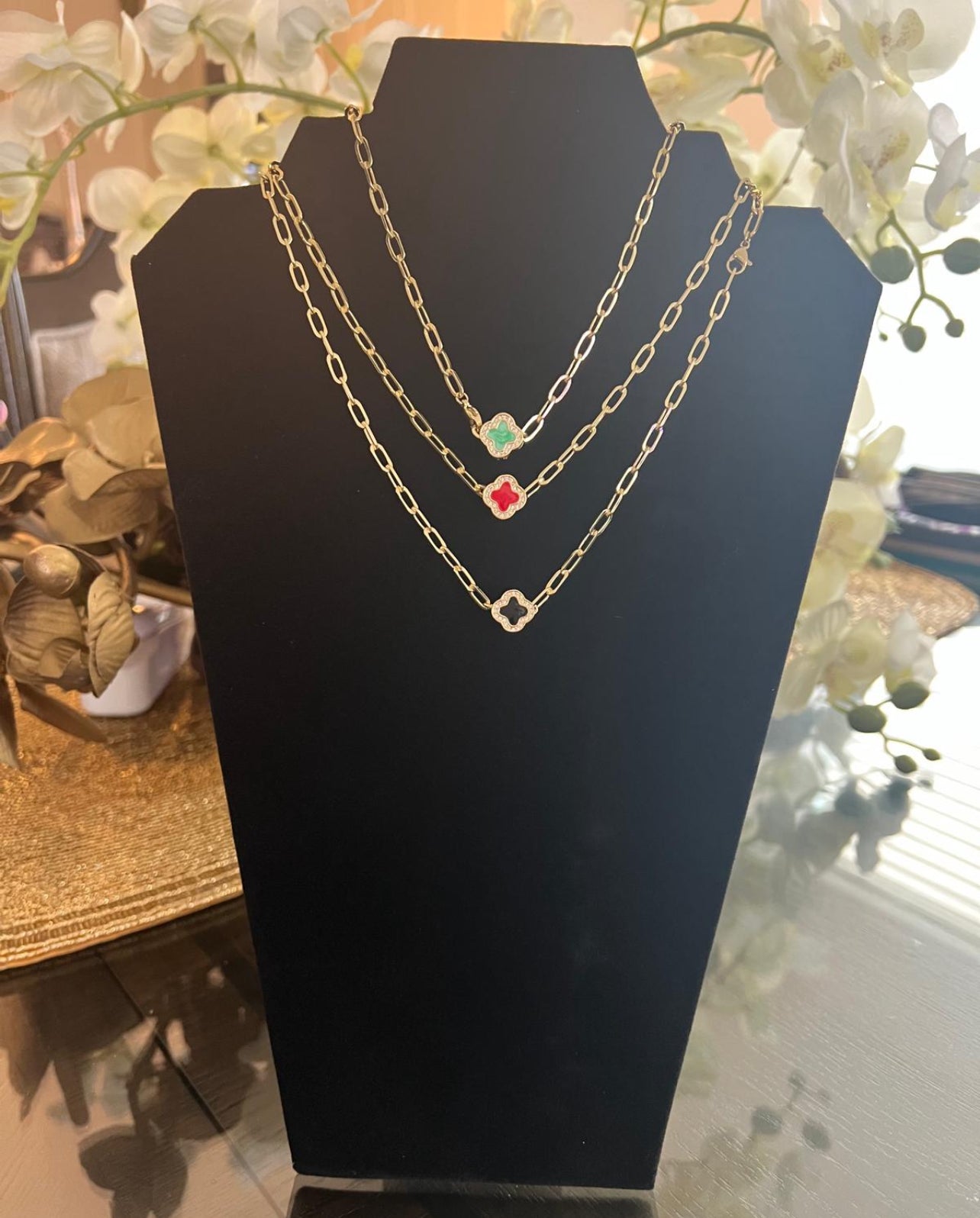 CLOVER NECKLACE